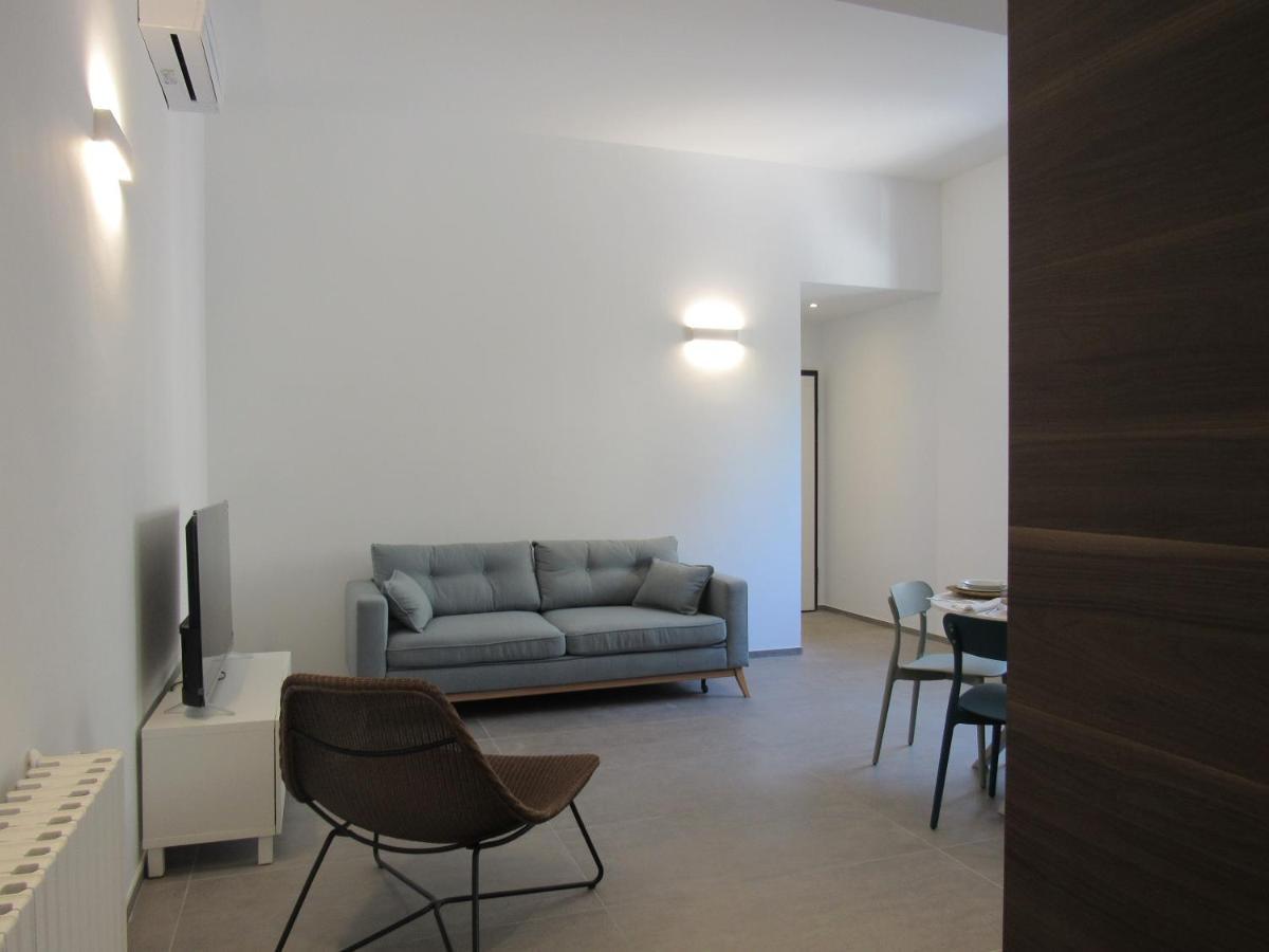 Appartement Make A Wish - Near The Center With Private Parking à Côme Extérieur photo